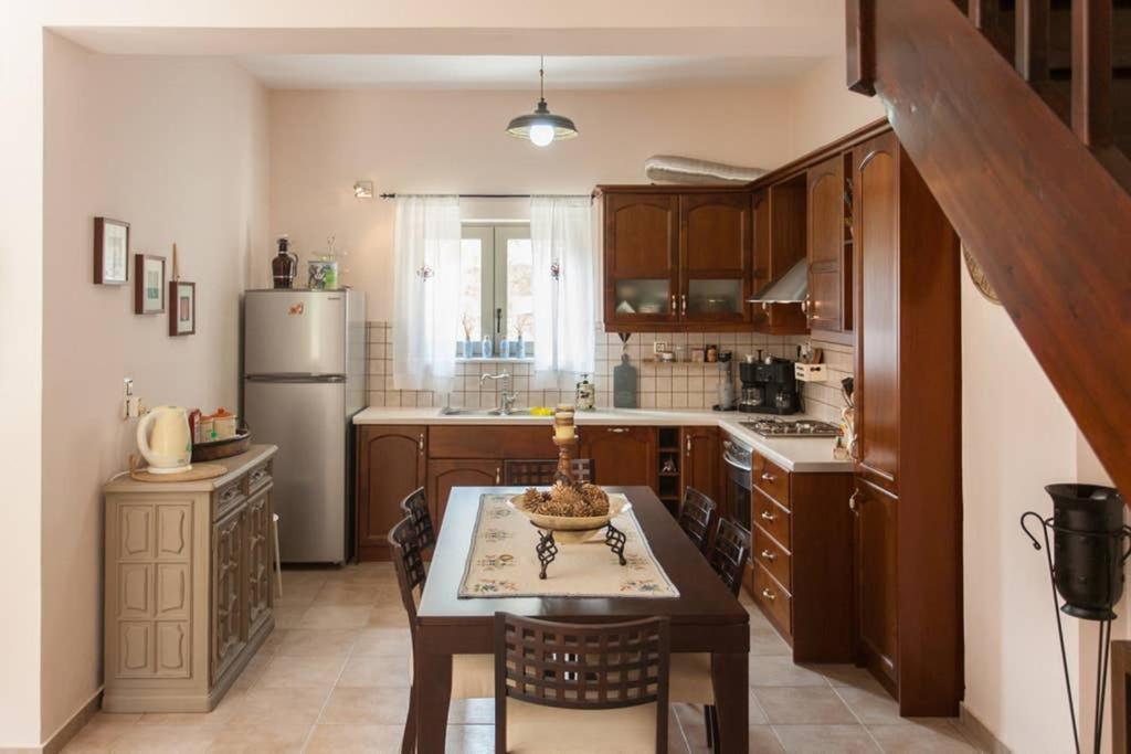 Nikolis Vacation House Βρύσες Εξωτερικό φωτογραφία