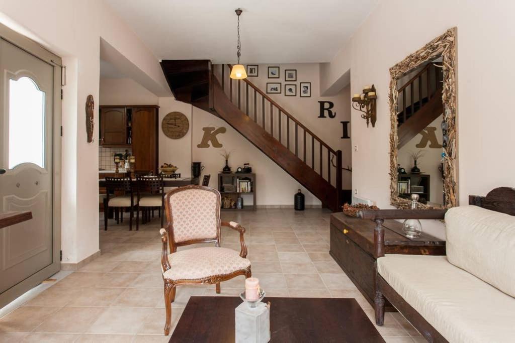 Nikolis Vacation House Βρύσες Εξωτερικό φωτογραφία